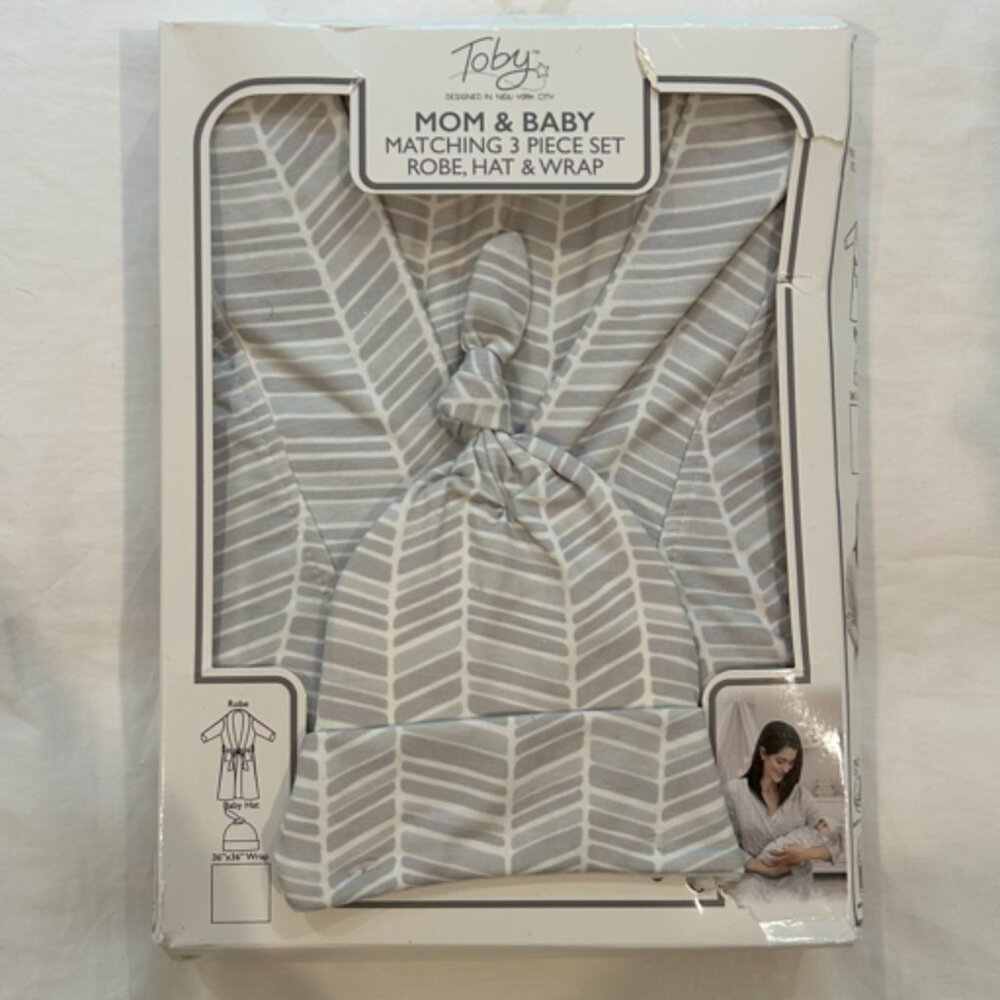 Toby Mom & Baby Matching 3 Piece Set (Robe, Hat and Wrap)